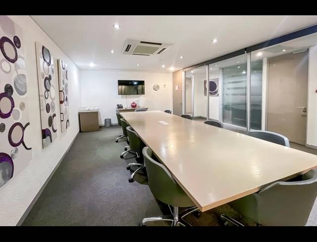 12M² OFFICE TO LET IN SUNNINGHILL